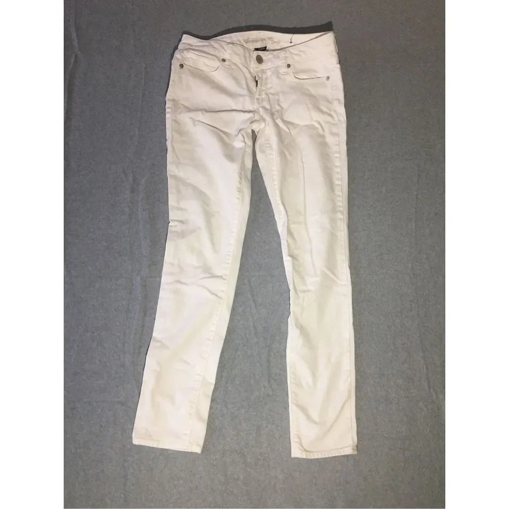 Womens American Eagle Jeans Size 2 Skinny Stretchy White Trendy Casual Summer